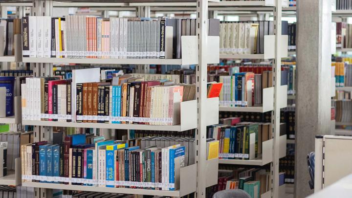 Biblioteca do campus Campos Salles