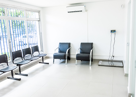 Recepção na galeria identificada como Unidade Vila Romana